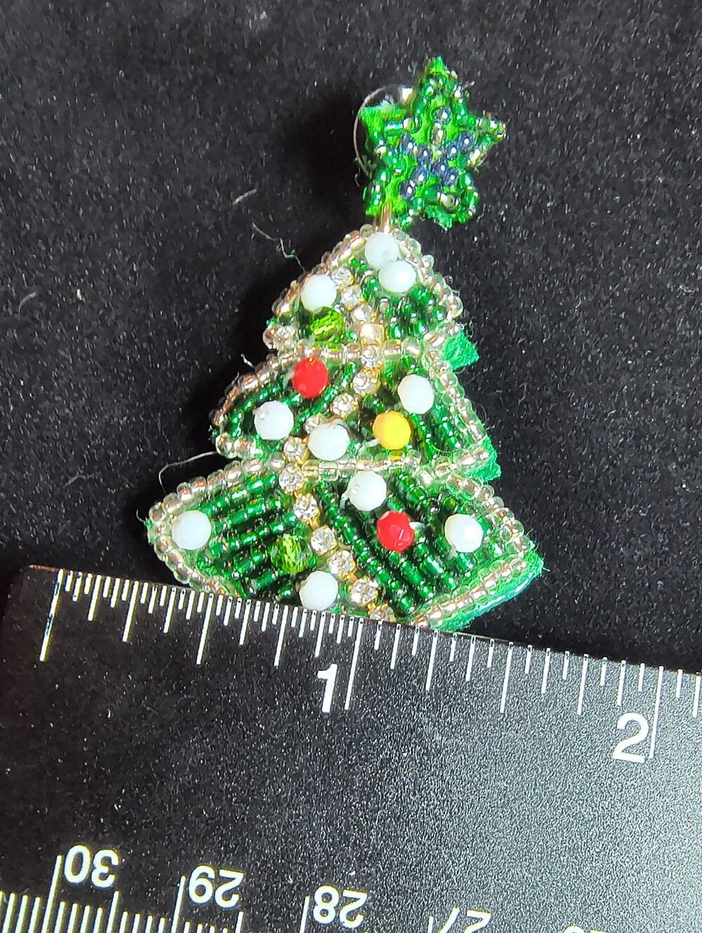 Vintage Handmade Beaded Christmas Tree Earrings Rhinestone Glass Bead - Picture 6 of 9